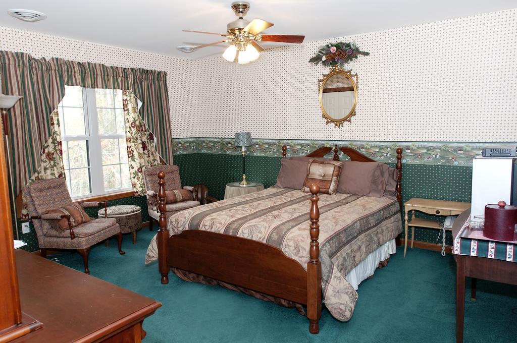 Locust Brook Lodge Butler Bagian luar foto
